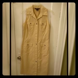 Jones New York tan sleeveless button-up dress